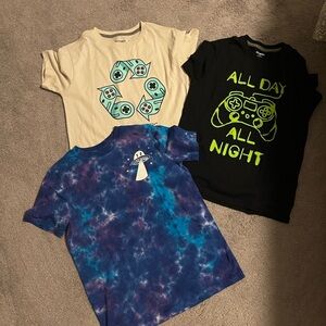 Boys size large t shirts
